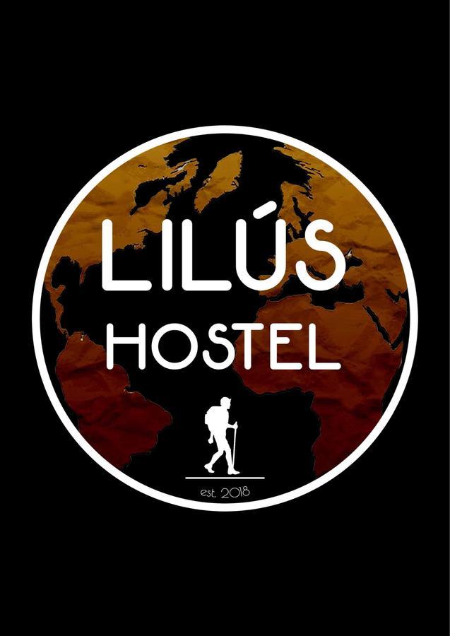 Lilus Hostel Batumi Ngoại thất bức ảnh