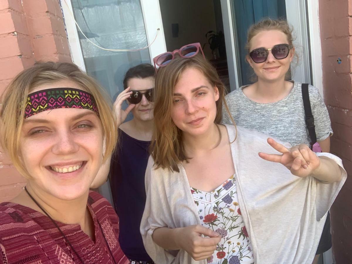 Lilus Hostel Batumi Ngoại thất bức ảnh